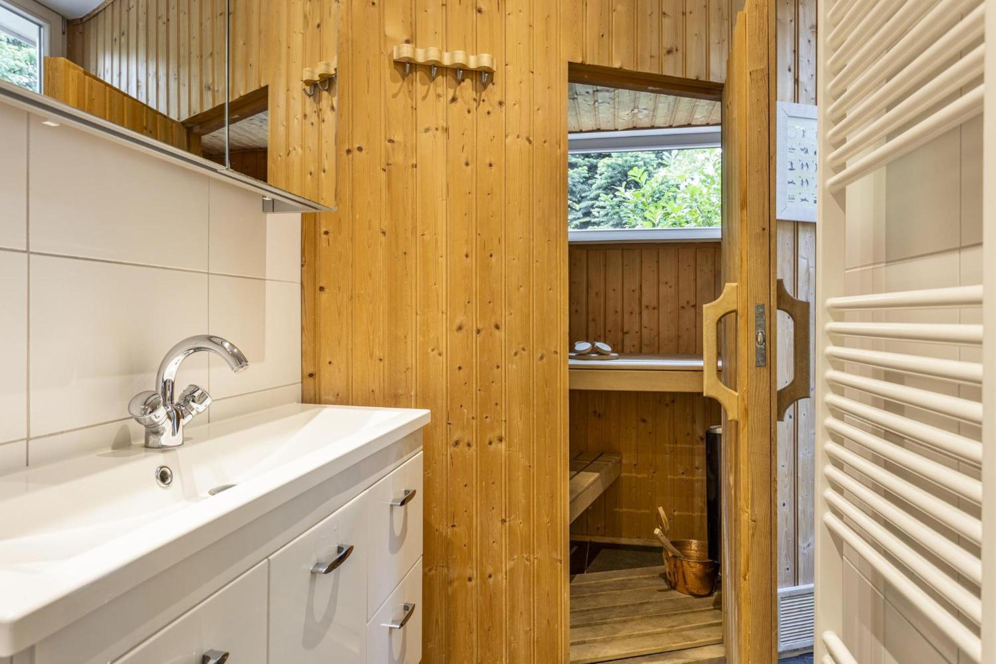 Relaxen In Het Bos Met Privesauna ホルテン エクステリア 写真